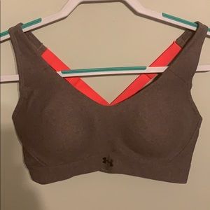 Sports bra